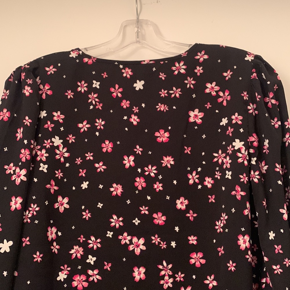 Cupcakes and Cashmere: New With Tags Ladies Dress Size Small - Picture 4 of 12